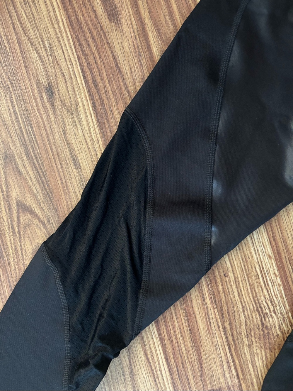 Zumba Black Leggings with Neon Yellow Accents - Picture 5 of 5